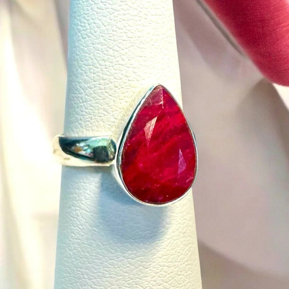 Faceted Raw Ruby Sterling Silver Ring (Sz 6) - Picture 4 of 12